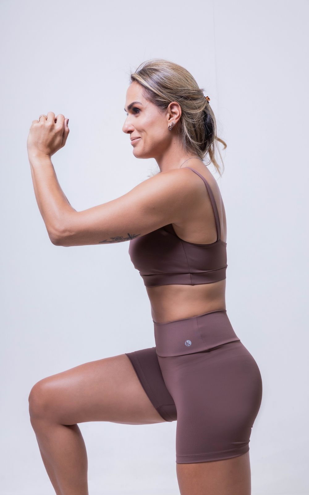 Top Júlia e Short Helena Castanho Top Júlia e Short Helena Castanho